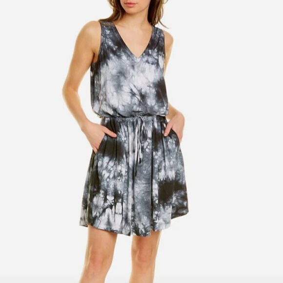Sweaty Betty Take It Easy Drop Waist Dress In Black Tie Dye - Picture 1 of 3